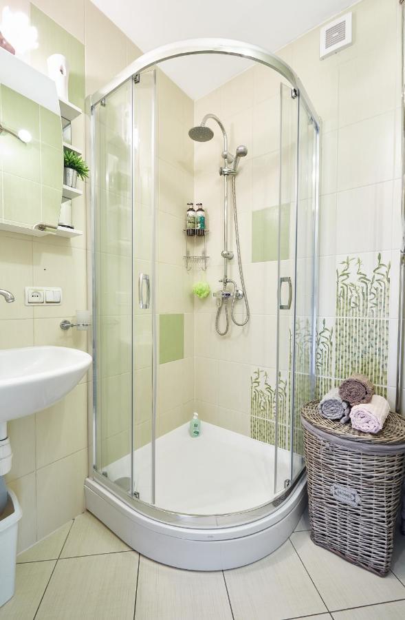 Comfort 3-room With A Workplace Near The Wood Apartment Jurmala