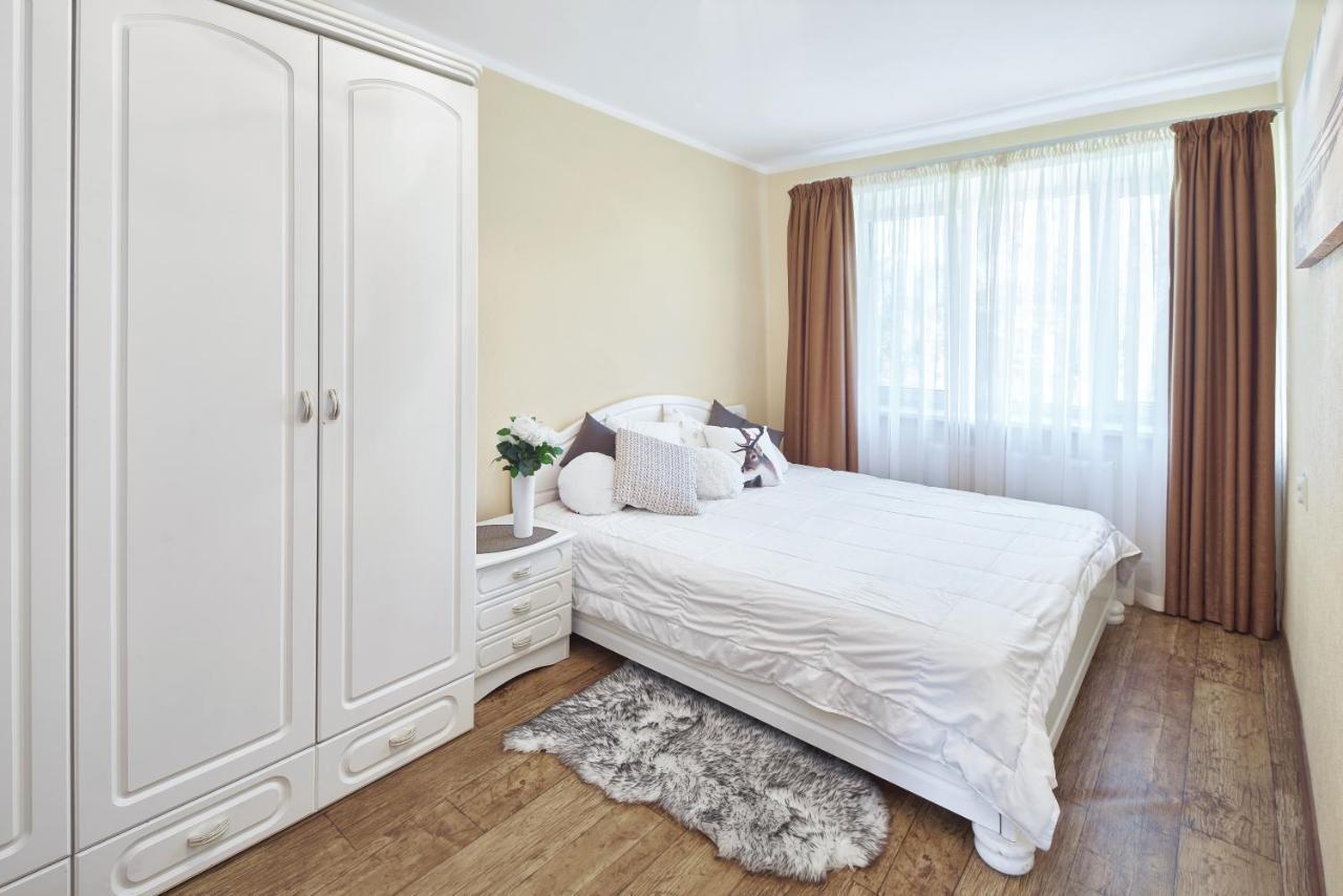 Comfort 3-room With A Workplace Near The Wood Apartment Jurmala
